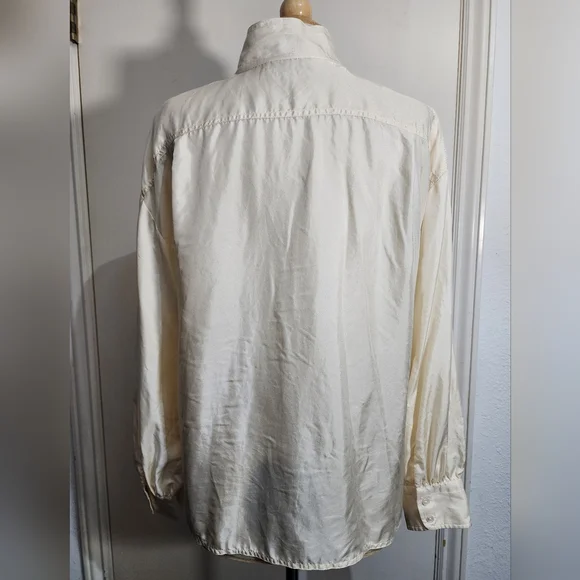 Tory Burch Ivory Cream Silk Blouse Bow Tie Long Sleeve Button Front Size 14 - Picture 3 of 12